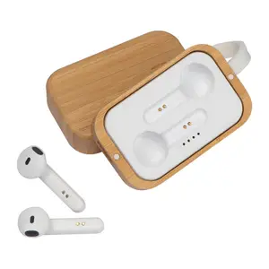 Bluetooth fülhallgató bambusz dobozban